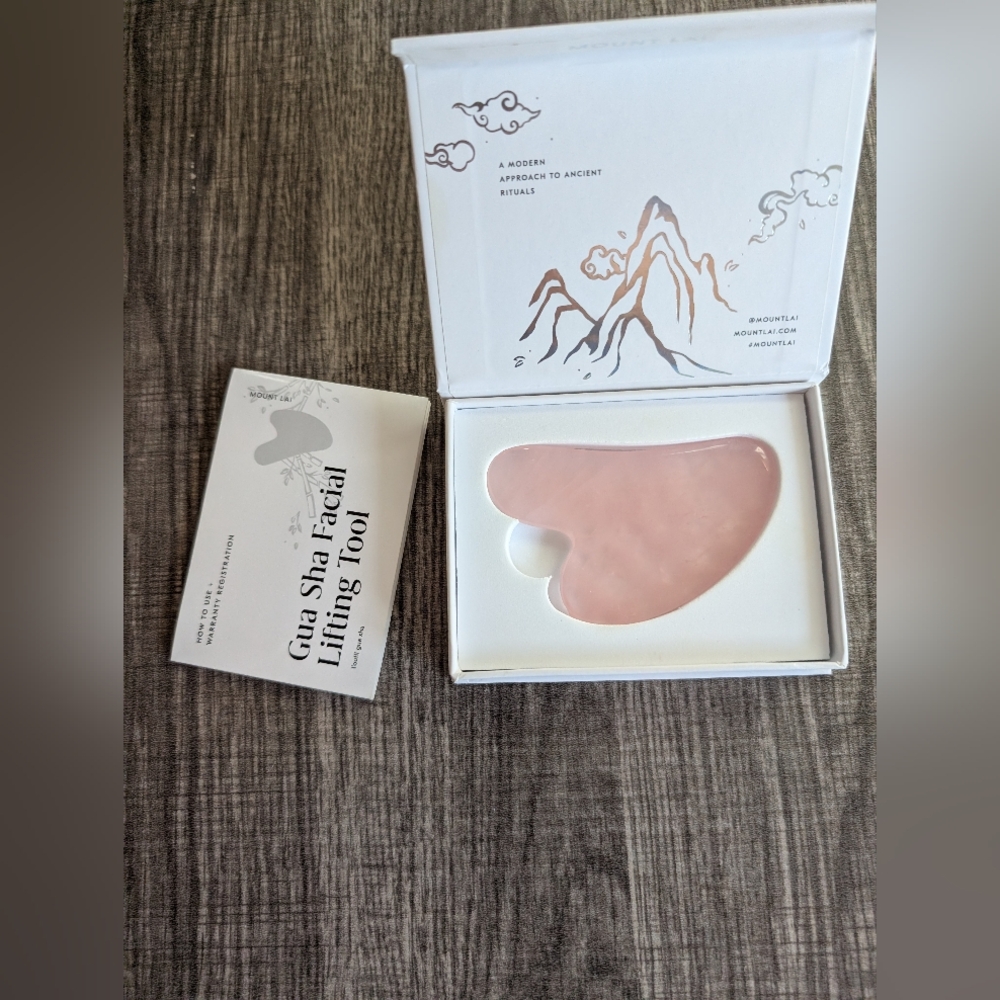Mount Lai Rose Quartz Gua Sha Facial Lifting Tool